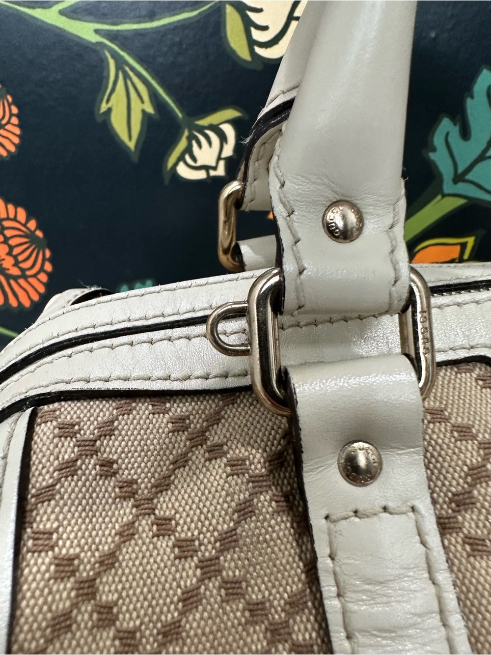 Gucci Diamante Canvas Boston Satchel White Leather Crossbody Bag w/ Entrupy COA - Picture 7 of 17